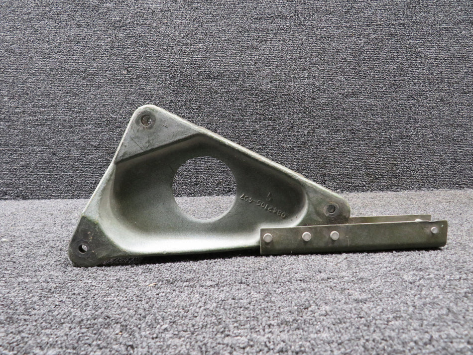 0842140-2 (FSO: 0842140-3) Cessna Nose Gear Retract Bellcrank (Slight Wear)