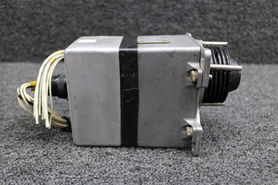 065-0024-02 King KSA-371 Servo Actuator with Mods and Mount (Volts: 28)