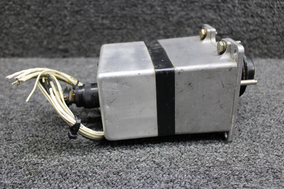 065-0024-02 King KSA-371 Servo Actuator with Mods and Mount (Volts: 28)