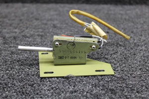 5415535-41-641 Learjet Door Warning Switch Assembly