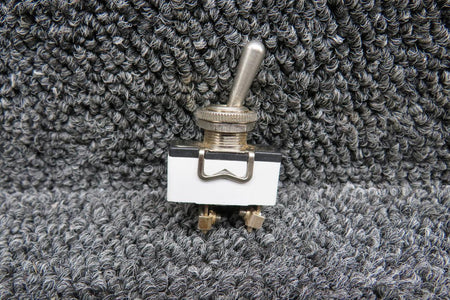 Pipistrel EN61058-1APEM2 Pipistrel Alpha Trainer Toggle Switch (Volts: 250, Amps: 15)