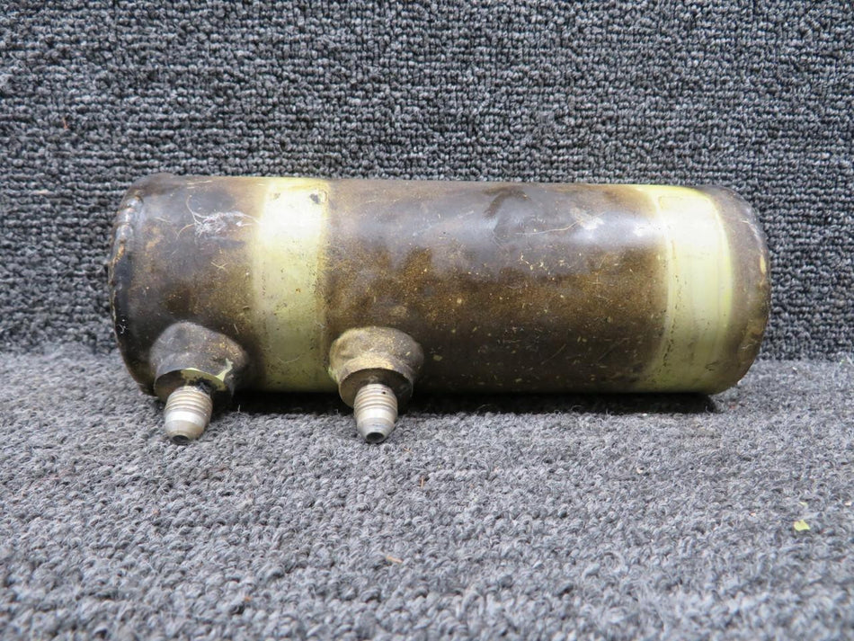 Raytheon 114-550215-9 Raytheon 1900D Accumulator