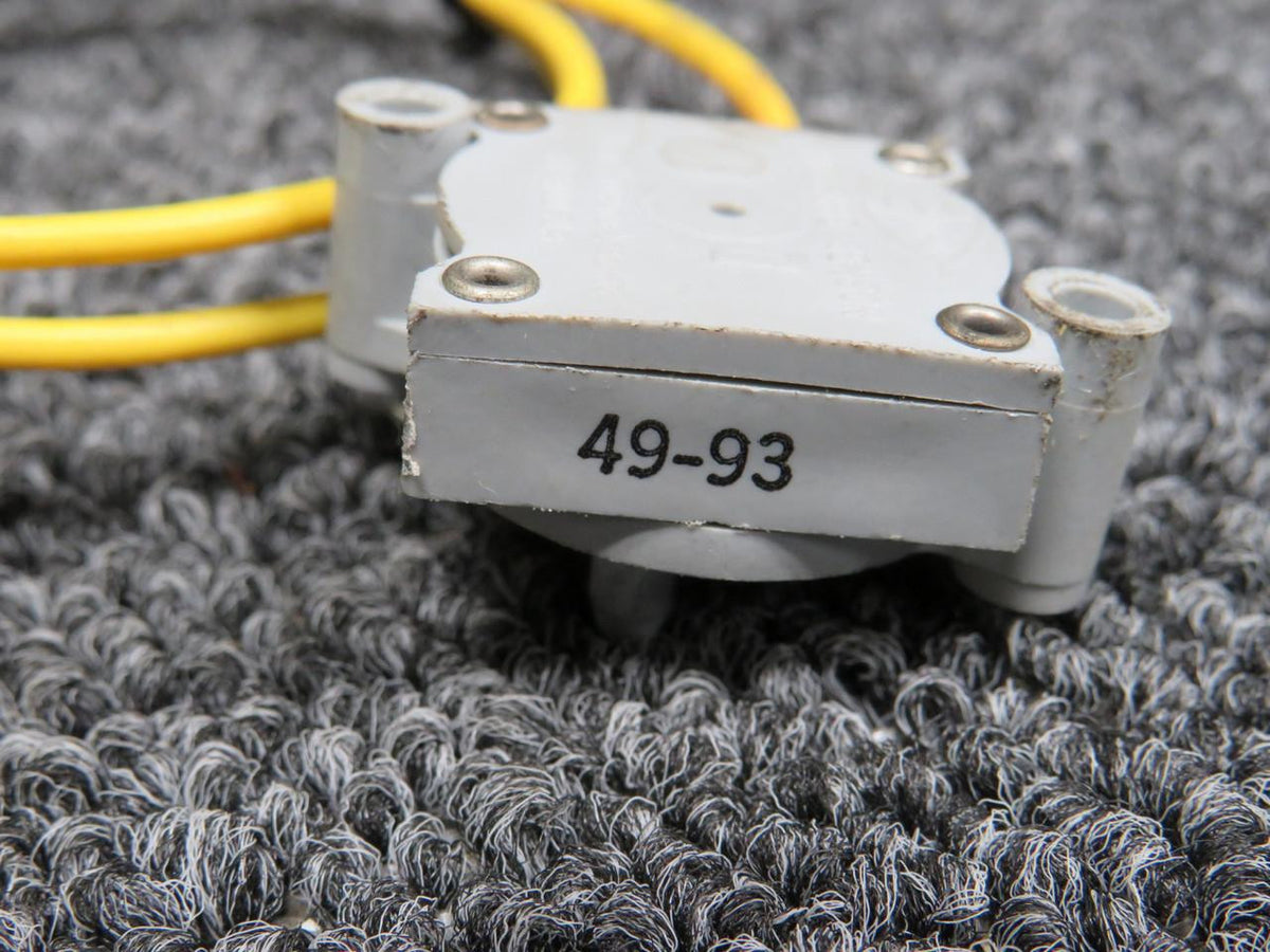 Micro Pneumatic Logic 49-93 Micro Pneumatic Logic Pressure Sensor