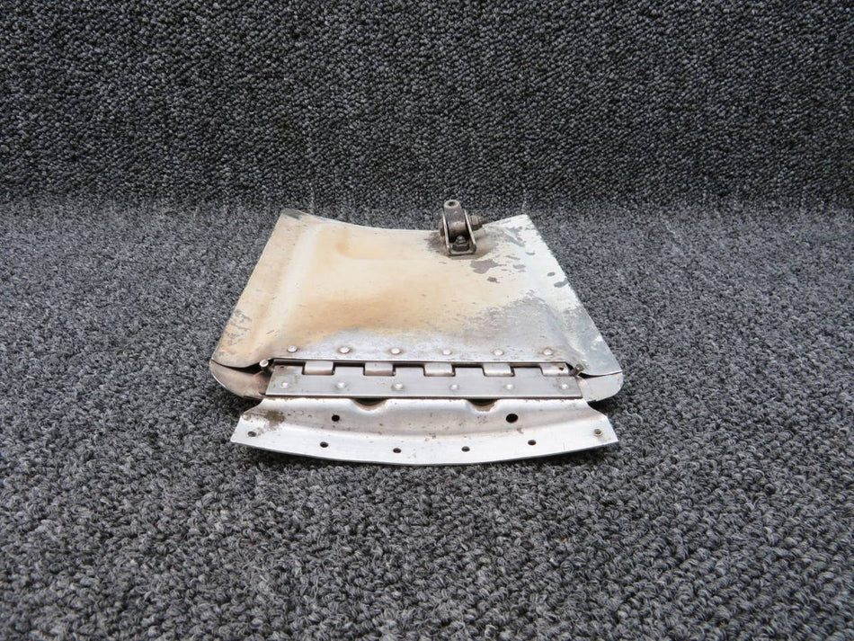 0851172-201 Cessna T310R Cowl Flap Door RH Inboard (White)