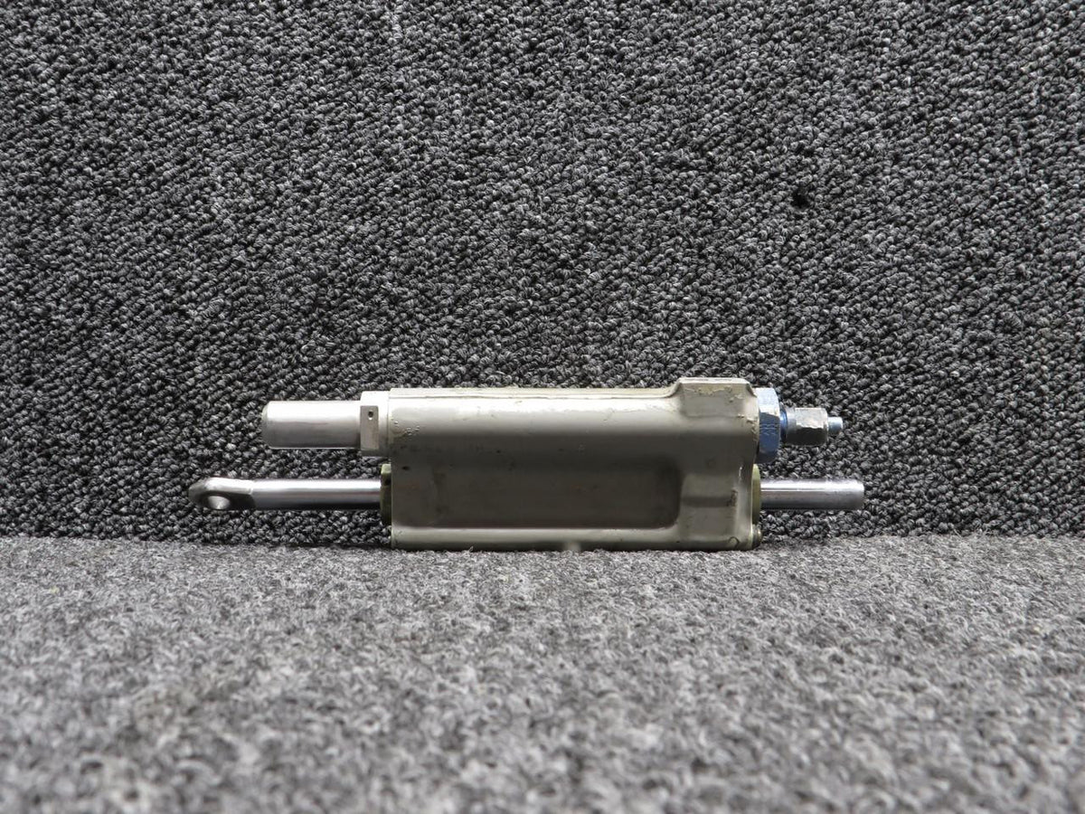 Cessna Aircraft Parts 5543301-492 Cessna C-500 NLG Shimmy Dampener Assembly