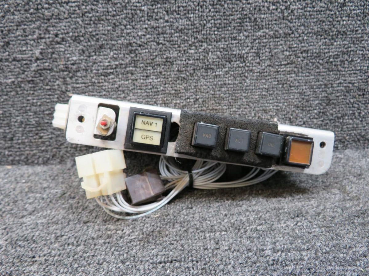 Piper Aircraft Parts 79333-000 (Alt: 452-0182) Piper PA28R-200 Annunciator Panel Assembly
