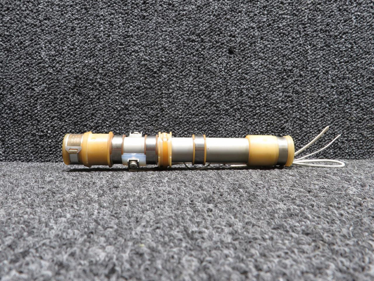 Simmonds Precision 391046-220 Simmonds Precision Gage Fuel Transmitter
