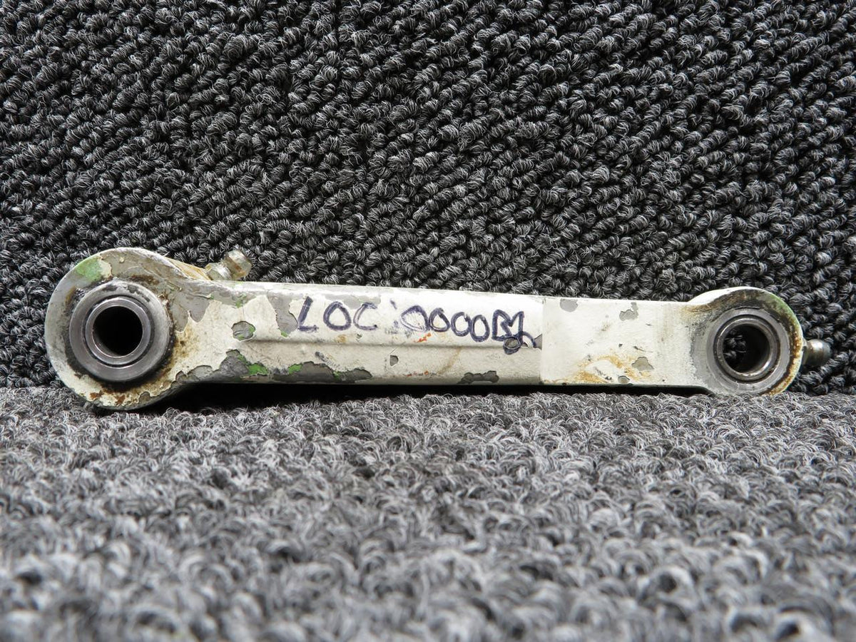 Cessna Aircraft Parts 0841005-3 Cessna 320E Nose Landing Gear Scissor Torque Link Lower