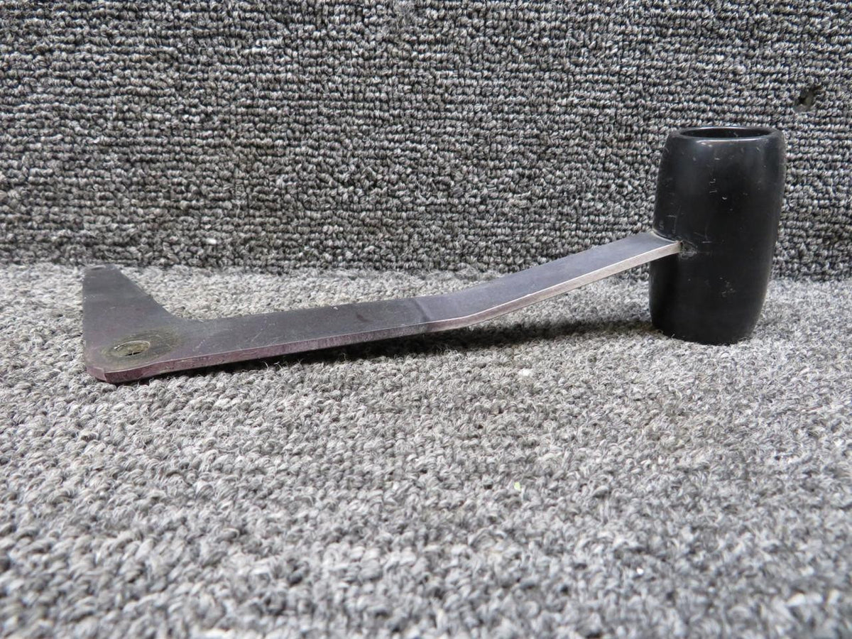 Piper Aircraft Parts 67223-000 Piper PA28-151 Throttle Control Lever with Knob