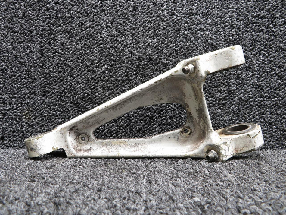 Beechcraft Parts 101-810023-3 Beech KA-200 Nose Landing Gear Dual Wheel Knee
