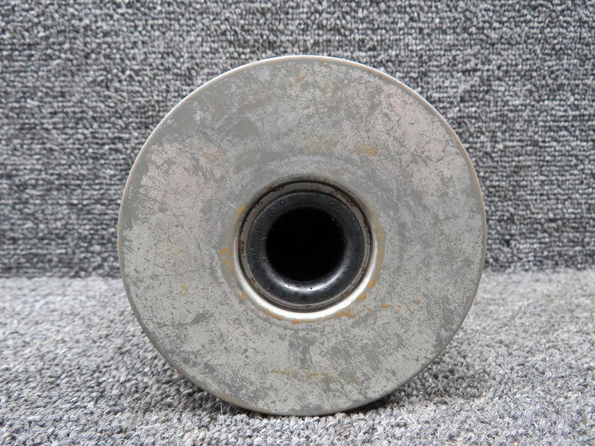 Does Not Apply 5579799 AC Oil Filter (New Old Stock)
