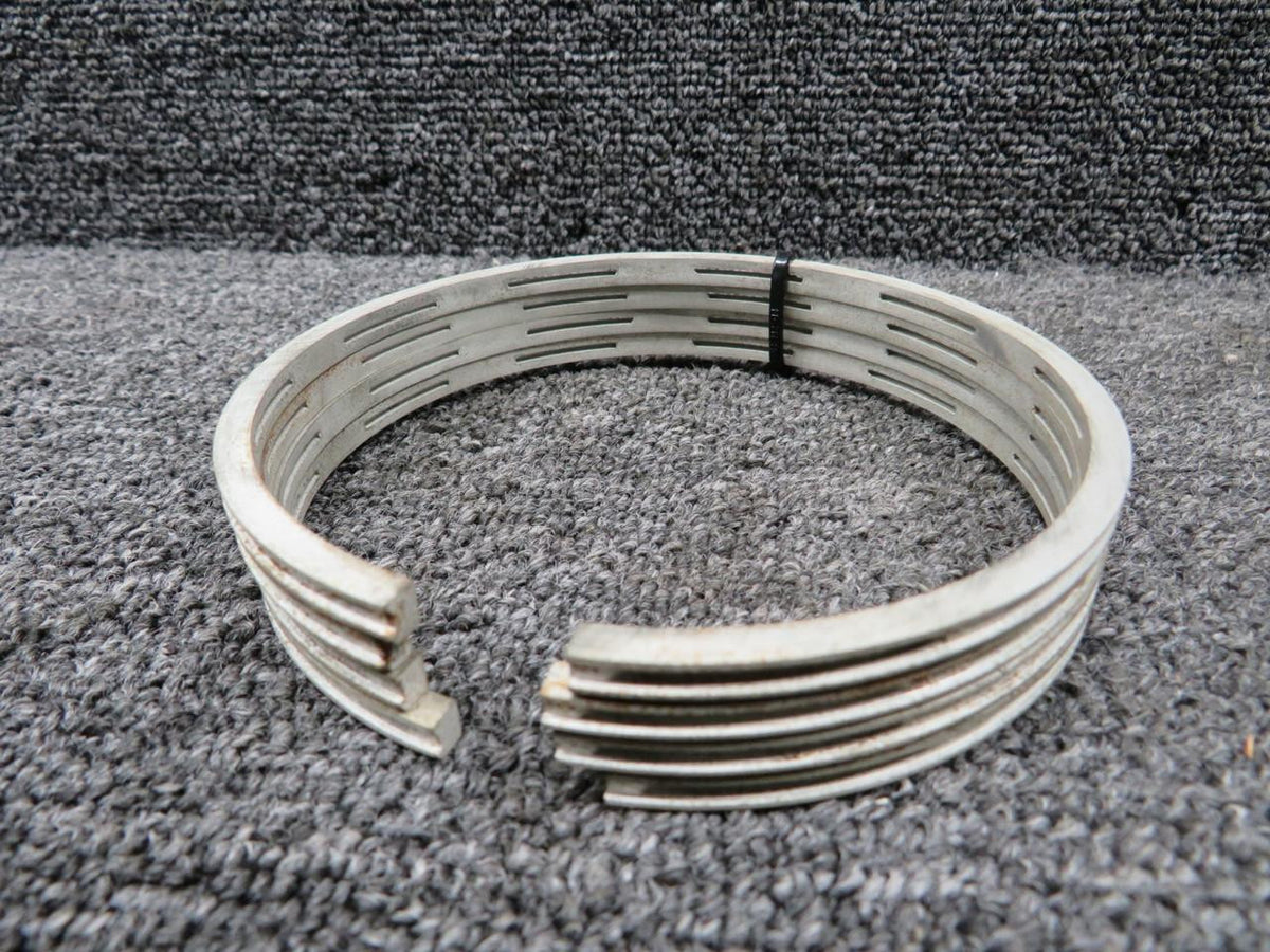 Does Not Apply 36058 Ring Set of 4 (New Old Stock)