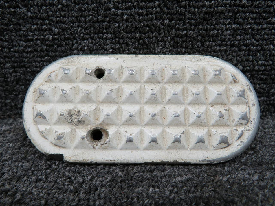 Does Not Apply 0541211-495 Step Assembly (Chipped)
