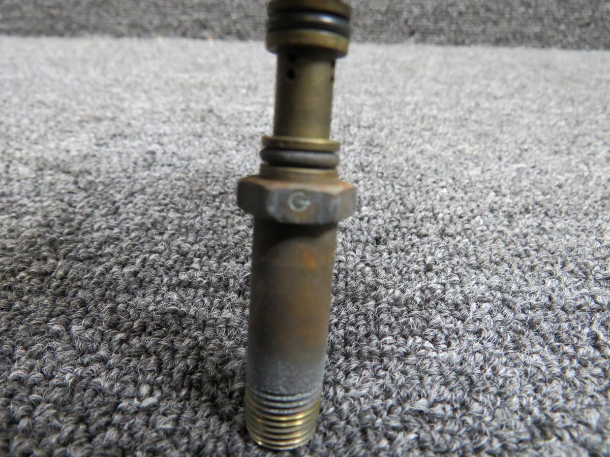 Cessna Aircraft Parts G15C Cessna Fuel Injector (Rusted)