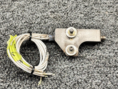 Beechcraft Parts 002-384003-3 Beechcraft G36 Landing Gear Safety Switch Assembly LH