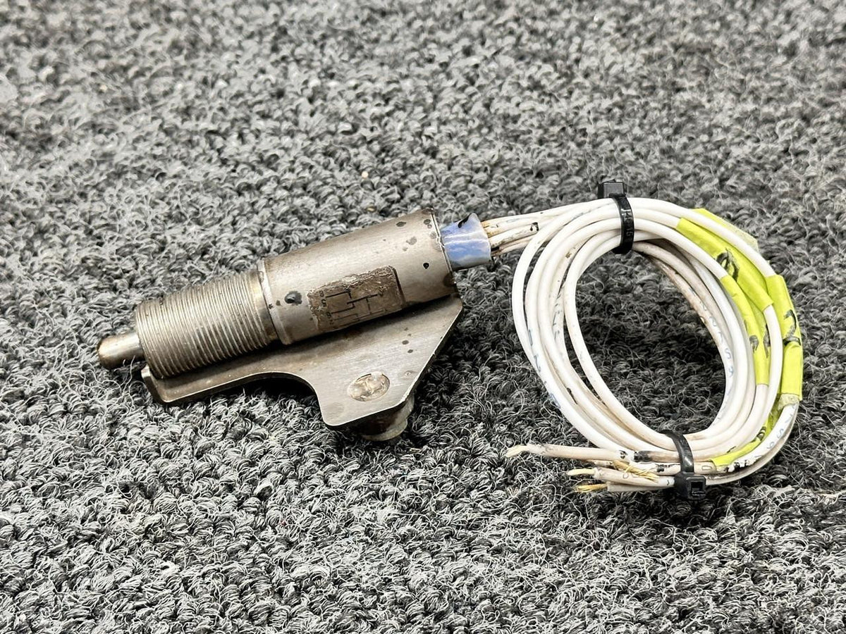 Beechcraft Parts 002-384003-3 Beechcraft G36 Landing Gear Safety Switch Assembly LH