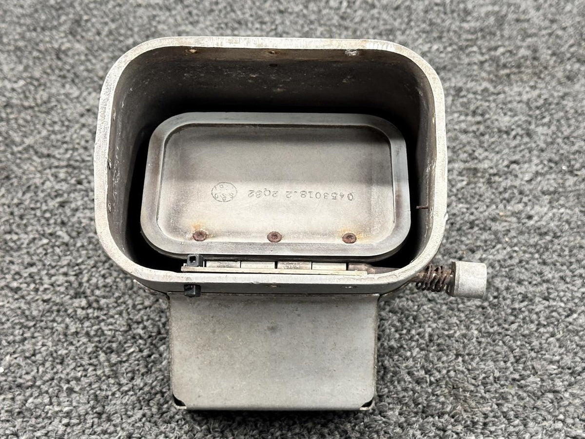Cessna Aircraft Parts 0453016-3 Cessna R182 Warm Air Valve Assembly