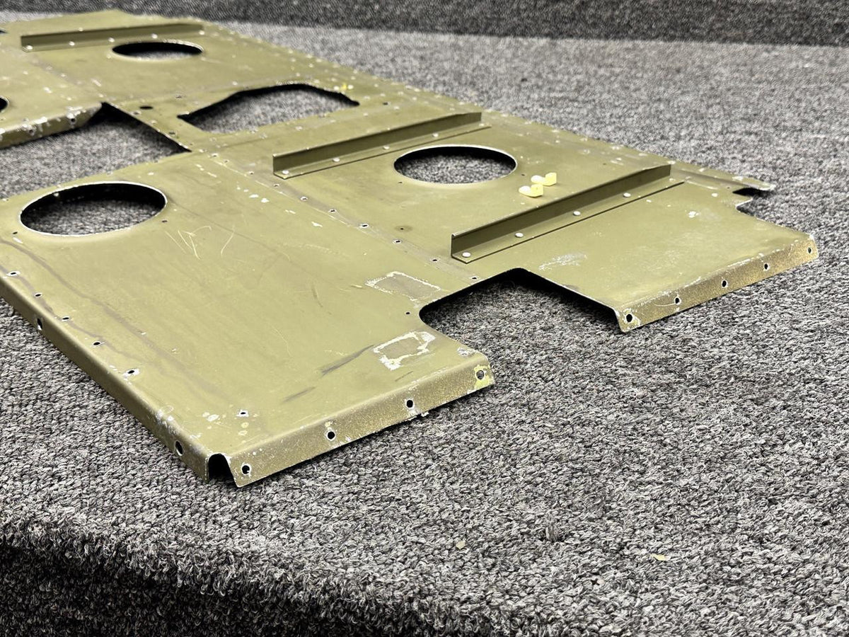 Cessna Aircraft Parts 0713668-12 Cessna R182 Forward Floorboard Assembly