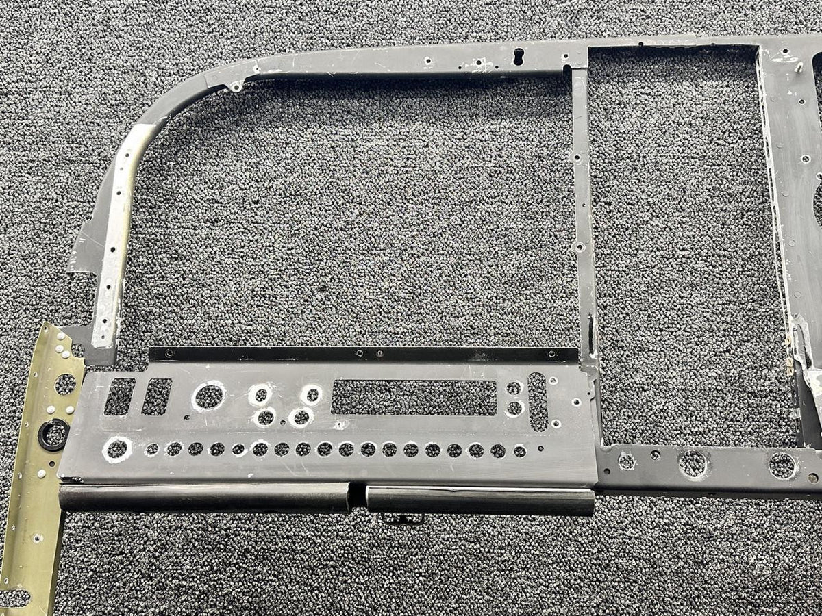 Cessna Aircraft Parts 0713787-7, 0713482-13 Cessna R182 Bulkhead & Stationary Instrument Panel Support