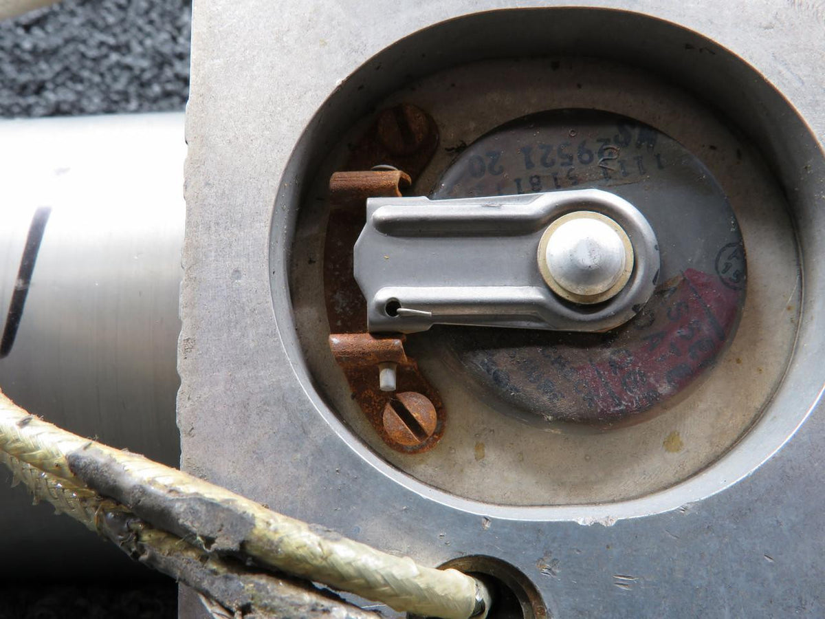 Lear Siegler RR12500A Lear Siegler (SCD4653009-505) Fuel Booster Pump (20 Amps) (28V) (Rust)