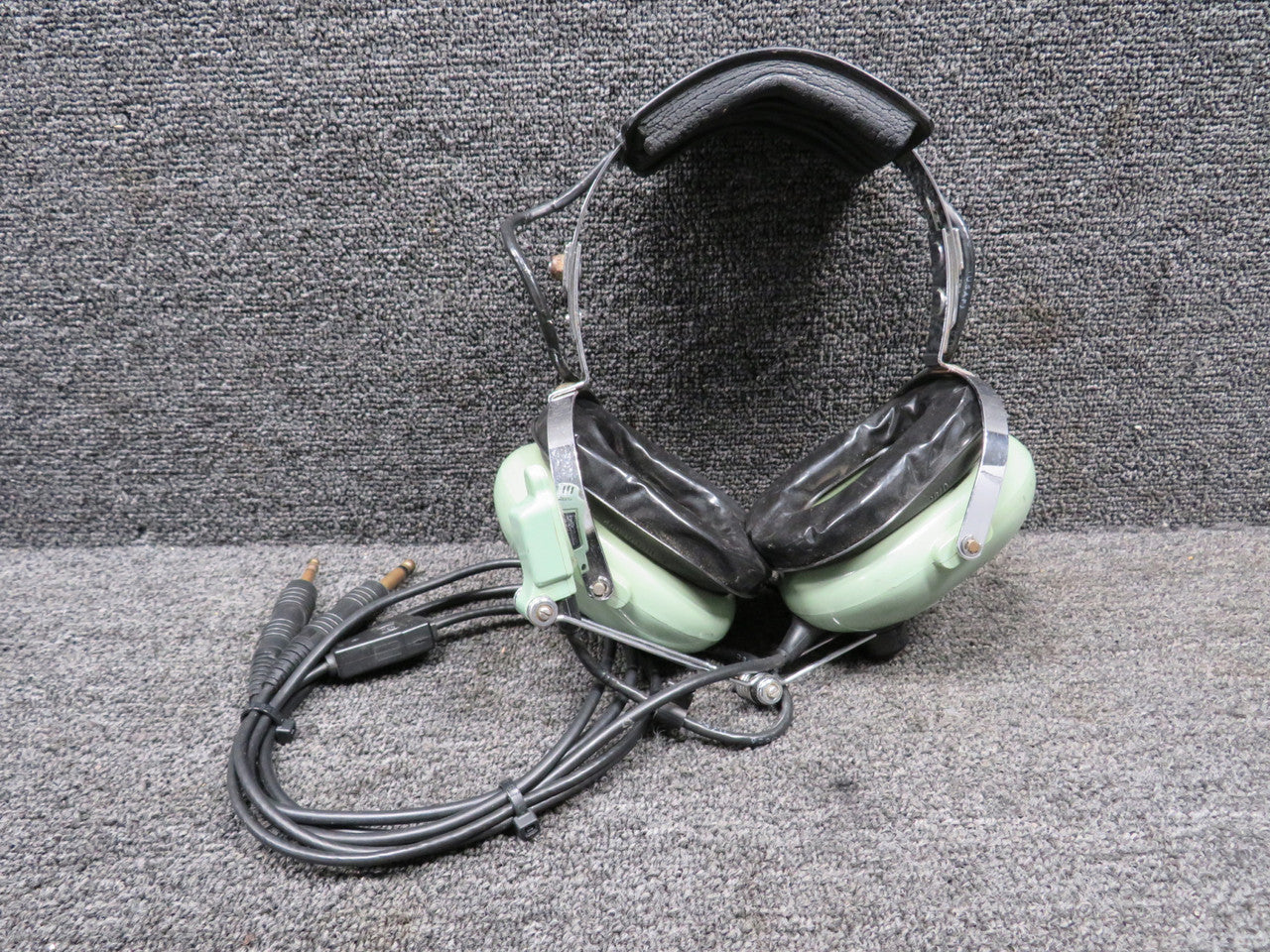 12507G-18 David Clark H10-40 Headset – BAS Part Sales