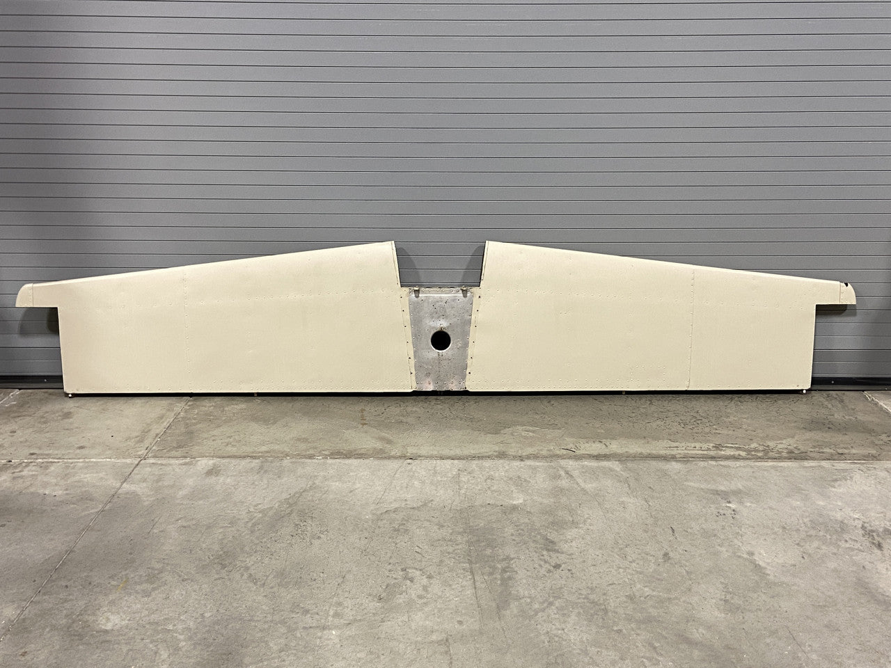 1232600-25 Cessna T210L Horizontal Stabilizer Assembly – BAS Part