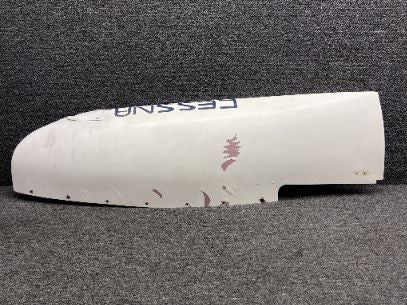 1221111-202 Cessna T210L Wing Tip Assy RH (Minor Damage)