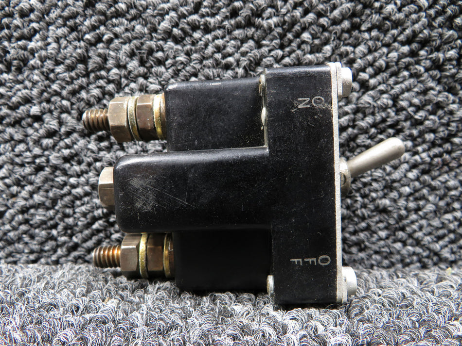 MS25072-22 (Alt: 8784K6) Cutler-Hammer Toggle Circuit Breaker