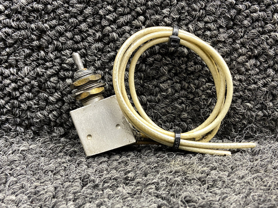 65-430007 Cessna T210L Landing Gear Uplock, Downlock Switch (Main or Nose)