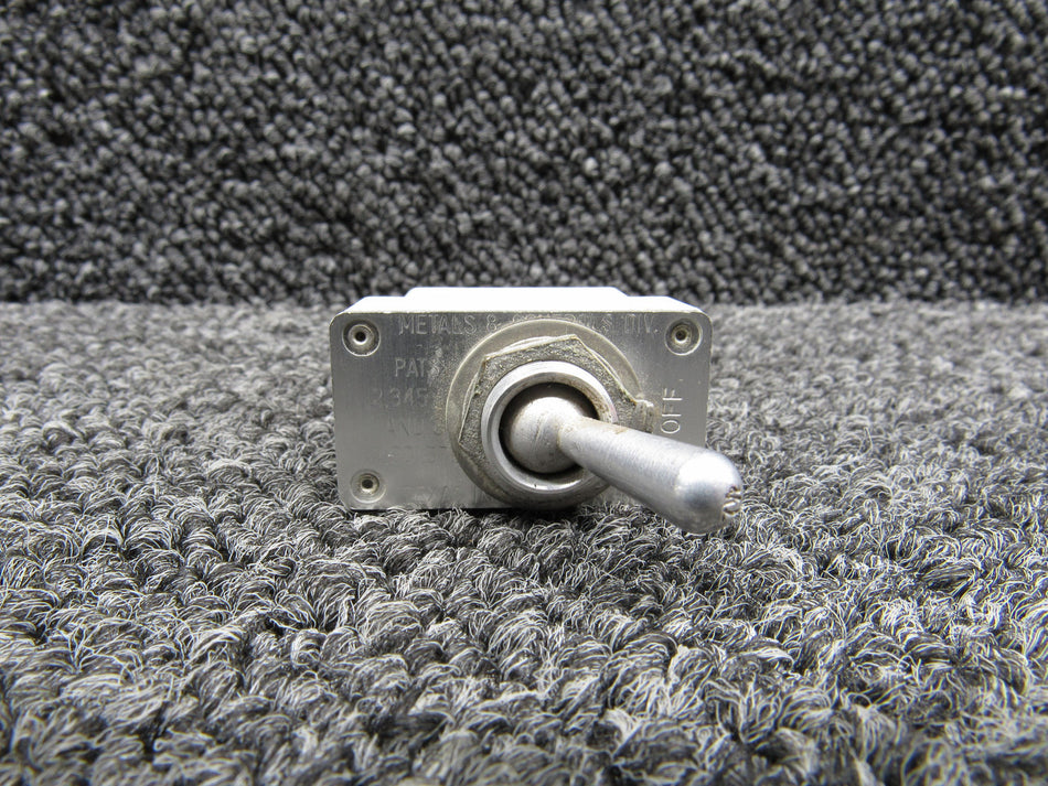 7270-5-7-1-2 Klixon Toggle Switch Assembly (Amps: 7.5)