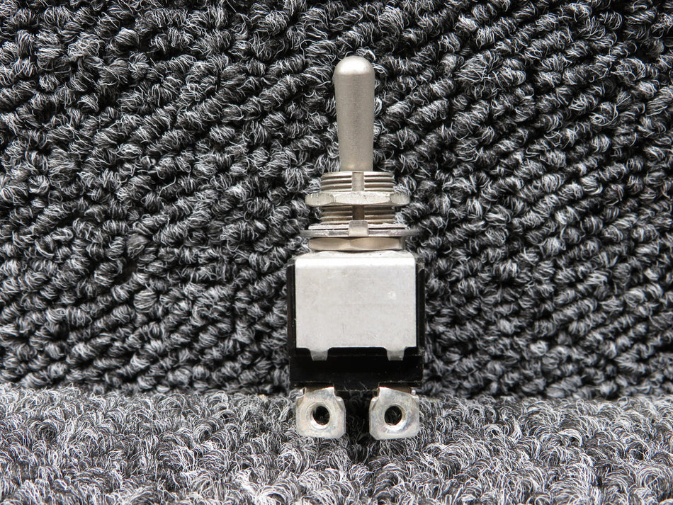 MS35059-23 (Alt: 8824K14) Cutler-Hammer Maintained Toggle Switch Assembly