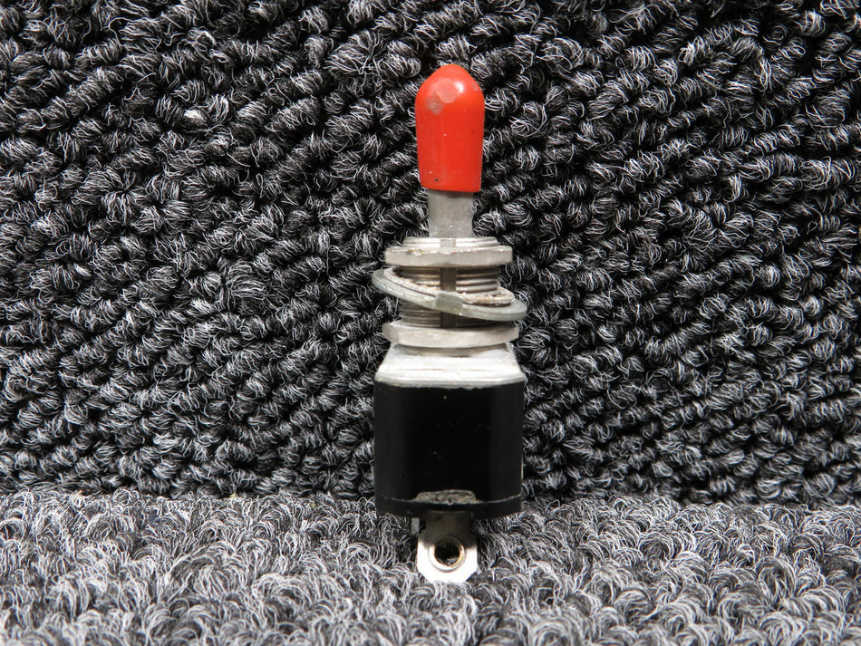 MS35058-27 (Alt: 8812K14) Cutler-Hammer Momentary Toggle Switch Assembly