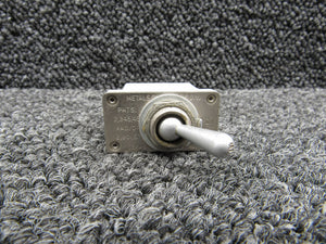 D7270-5-7-1-2 Klixon Maintained Toggle Switch Assembly