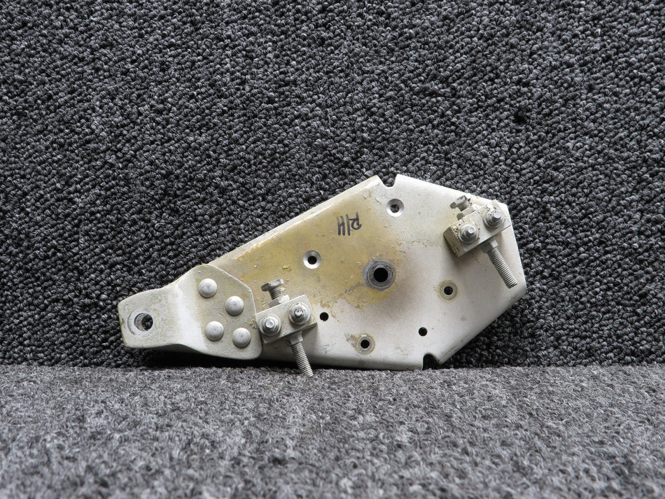 50-524406-4 Beechcraft KA-C90 Horn Elevator Control RH