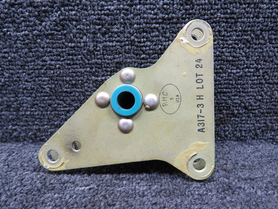 A317-3 Robinson R22 Tail Rotor Control Bellcrank