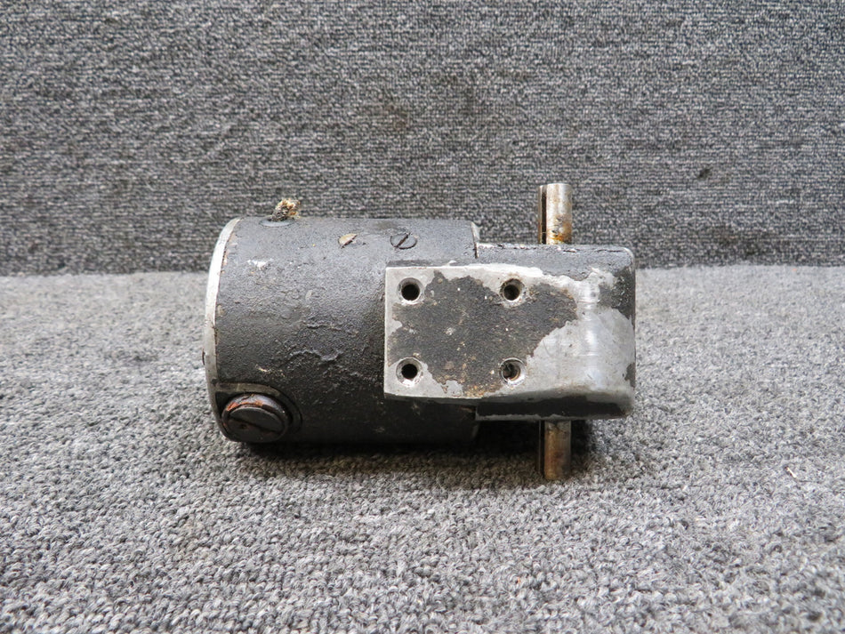 35-521225 Beechcraft Flap Motor Assembly (Worn Housing) (Volts: 12)