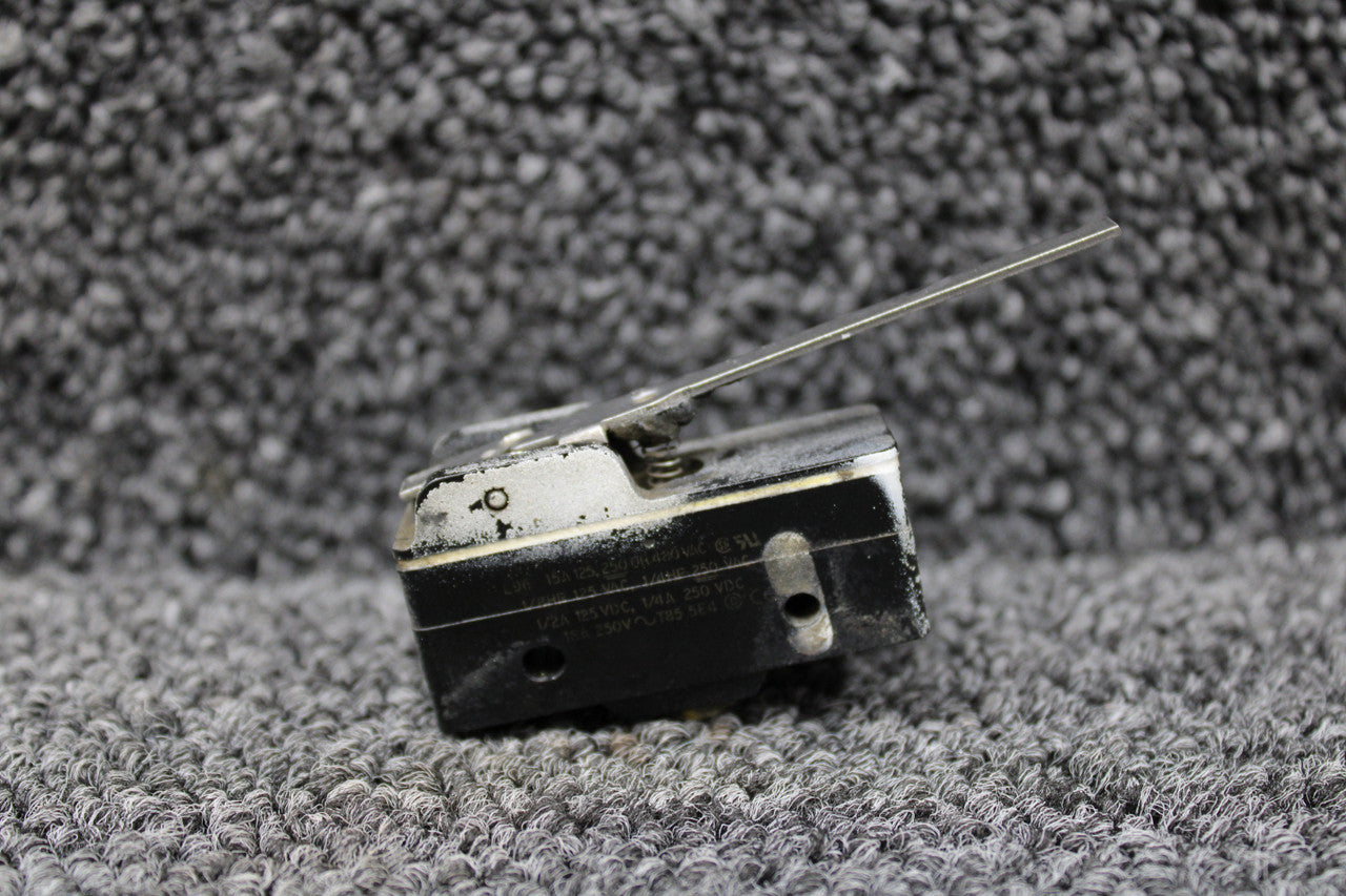 36742-015 Piper PA44-180 Main Gear Up Limit Switch – BAS Part Sales