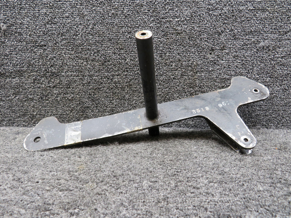 35135-902 Piper PA28-181 Aileron Bellcrank Assembly LH