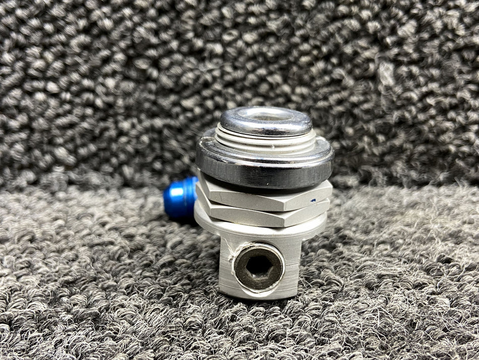 Z909 (Use: 170099) Puritan Bennett Oxygen Outlet Valve w T-Fitting