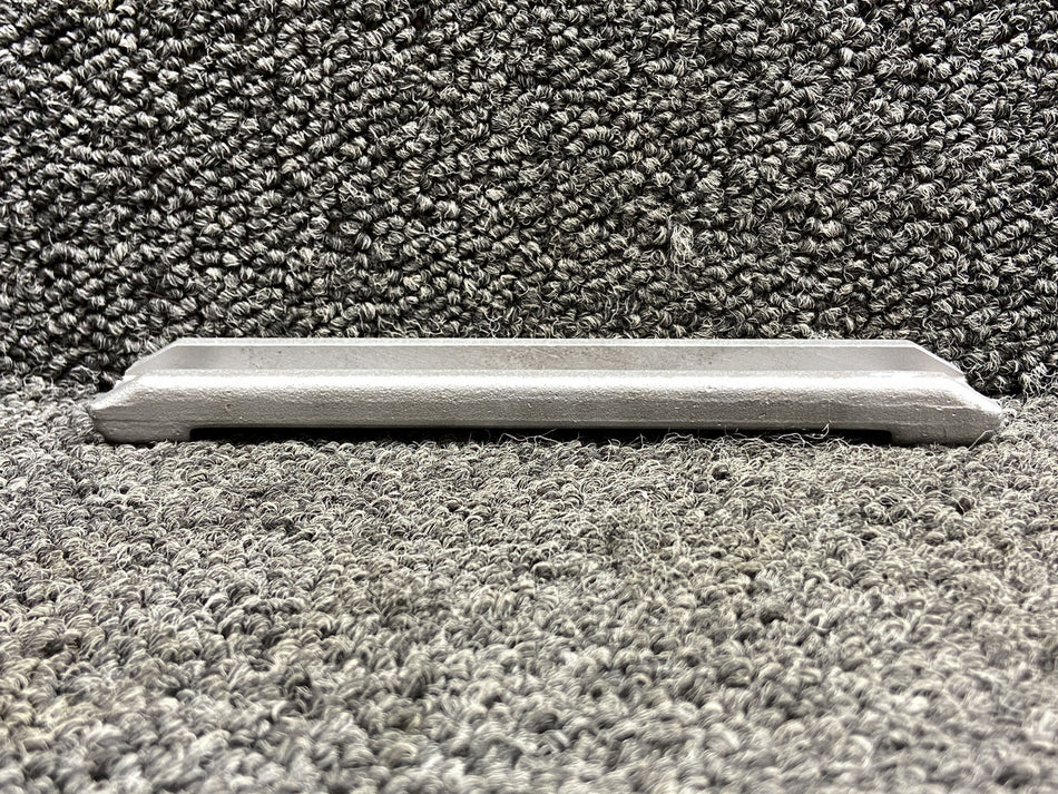 0741604-1 Cessna 182E Landing Gear Channel LH or RH