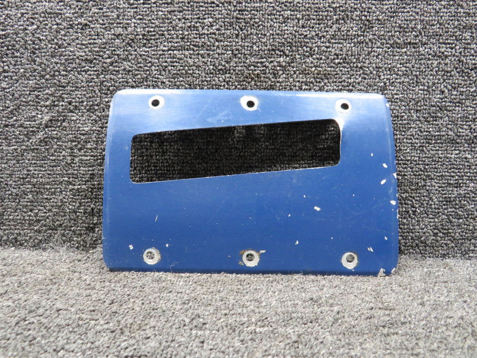 0441024-2 Cessna 150H Landing Gear Fillet Plate RH