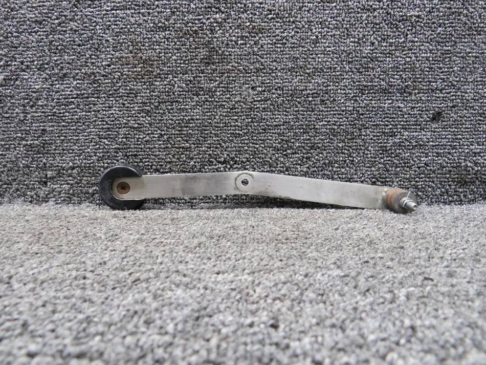 105-940000-51 Beechcraft 76 Cowl Flap Lever LH