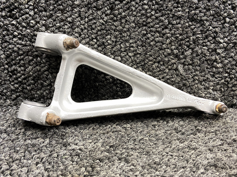 35-825060 Beechcraft 35 Nose Gear Torque Link (Upper, Lower, Bead Blasted)