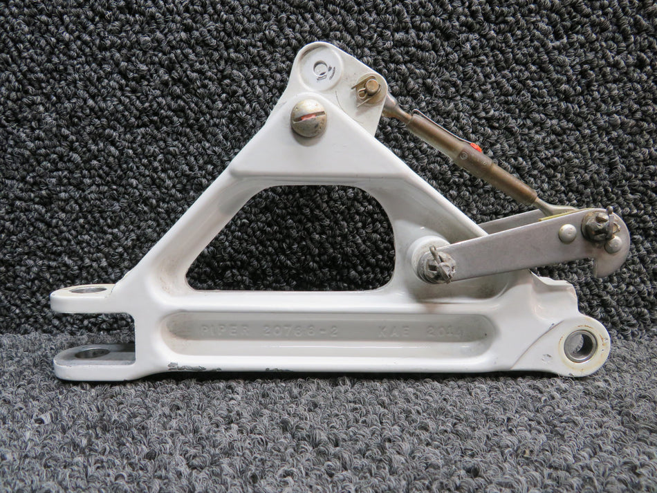 67025-010 (Cast: 20766-2) Piper PA32R-301 Main Gear Truss Assembly RH