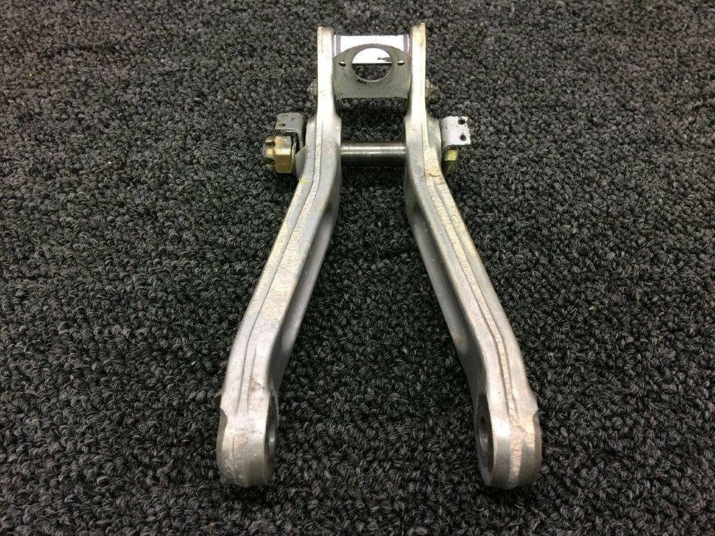 16240-005 Piper PA23-250 LH / RH Link Main Gear Lower BAS Part Sales | Airplane Parts