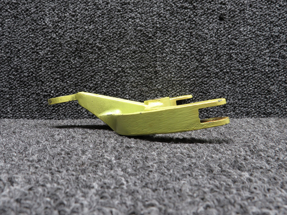 50-524465-3 Beechcraft KA- 200 Copilot Rudder Pedal Bellcrank