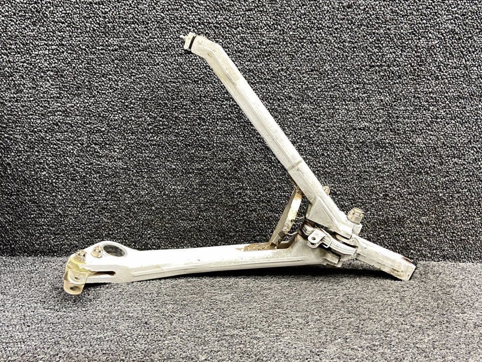 40280-000, 40280-001, 85166-002 Piper PA-31T Main Gear Drag Brace LH w Leg