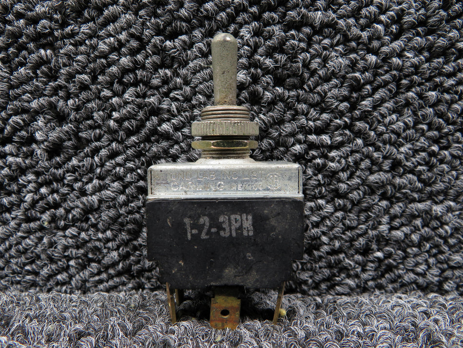 1-2-3PH UND Lab Inc Momentary Toggle Switch