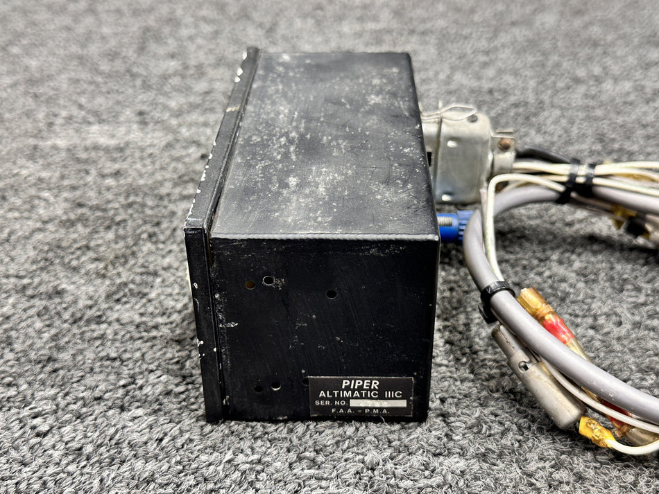Piper Altimatic IIIC Roll Trim Pitch Autopilot Controller Assembly