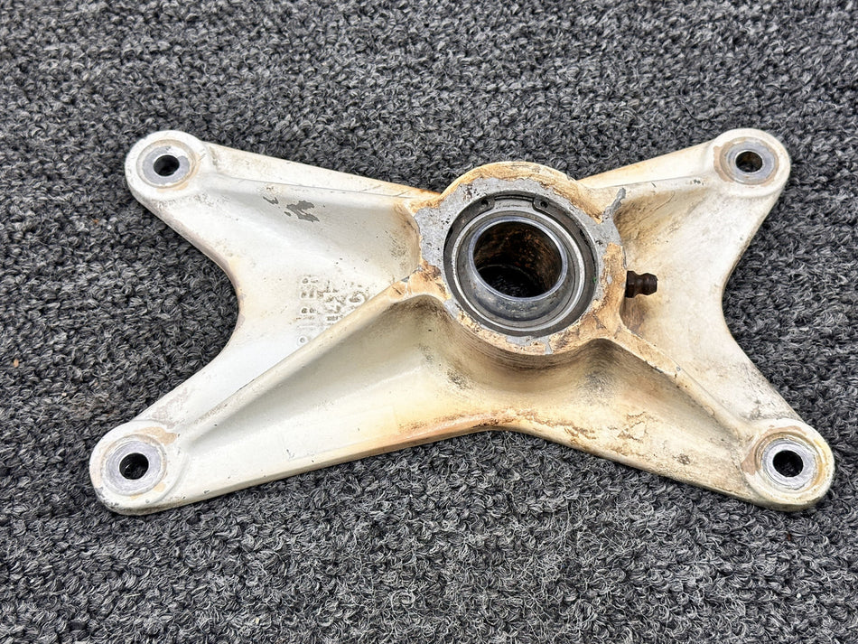 67040-012 (Cast: 67041-4) Piper PA34-200T Fwd Fitting Trunnion LH (Wear)
